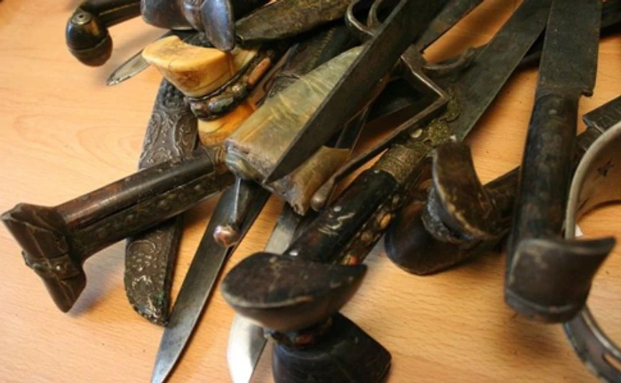 Вычислили милиционера, который по заказу Януковича и Кº разворовал коллекцию