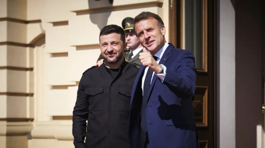 Zelenskyy and Macron hold phone call, discussing air defence and sanctions
