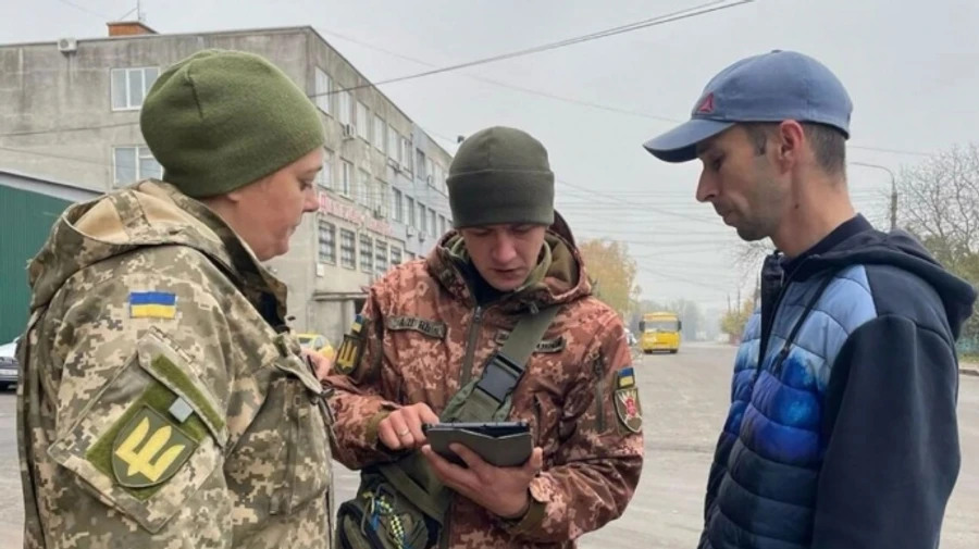 Повага і ввічливість: для ТЦК розробляють правила спілкування з військовозобов’язаними  