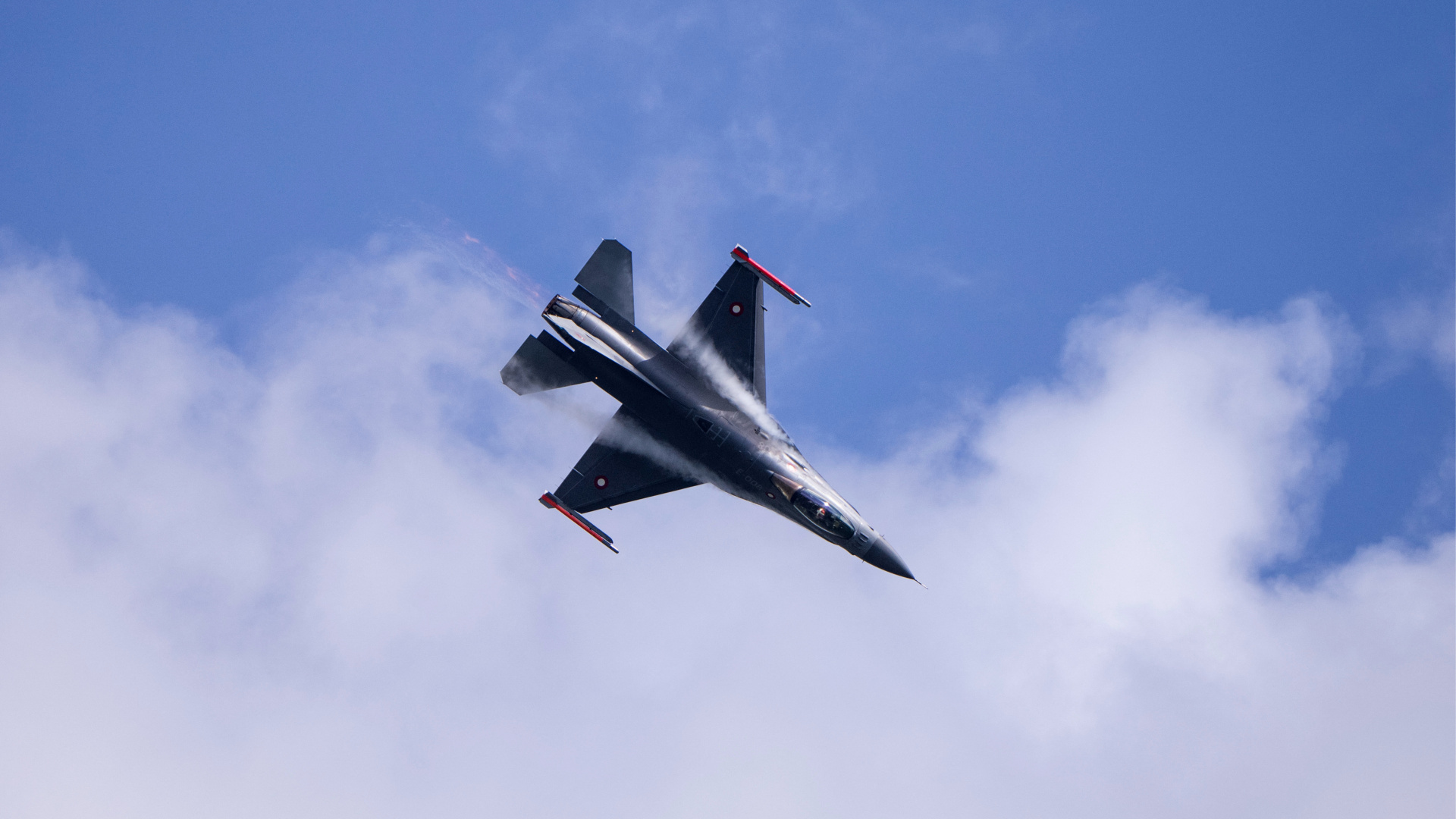 В Німеччині на американській авіабазі розбився літак, ймовірно, F-16