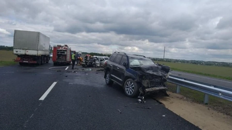 Лобовое столкновение на трассе Киев-Одесса: погибли трое взрослых и 6-летний ребенок