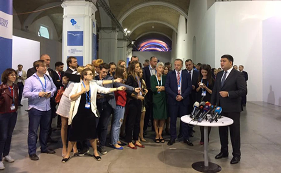 Правительство проводит верификацию формулы цены на газ - Гройсман