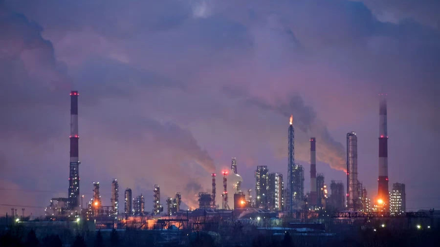 Half of Russia's largest diesel producers cut output – Reuters