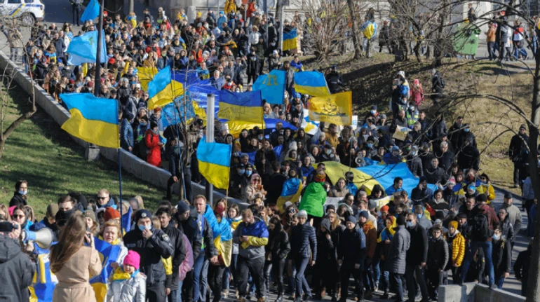 Об’єднані чи розпорошені? Що тримає українців разом та де існує ризик серйозного соціального вибуху