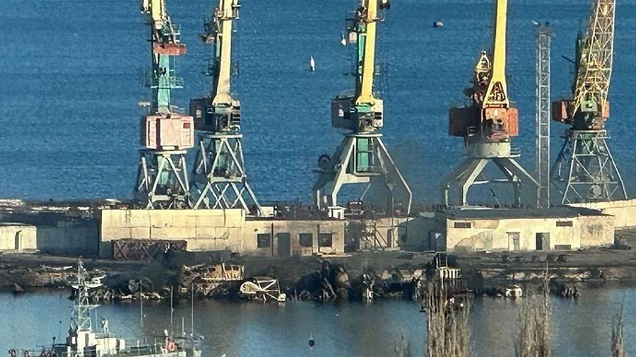 Photos of destroyed Novocherkassk landing ship emerge