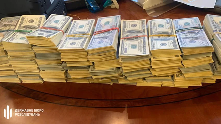 ДБР разоблачила дельцов, выводивших деньги российского и белорусского бизнеса из Украины