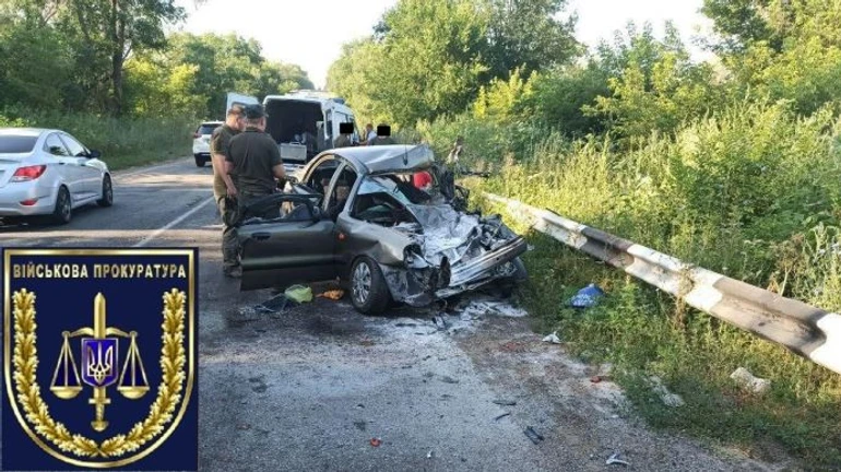 Військова вантажівка виїхала з колони і розтрощила Daewoo Lanos: 2 загиблих