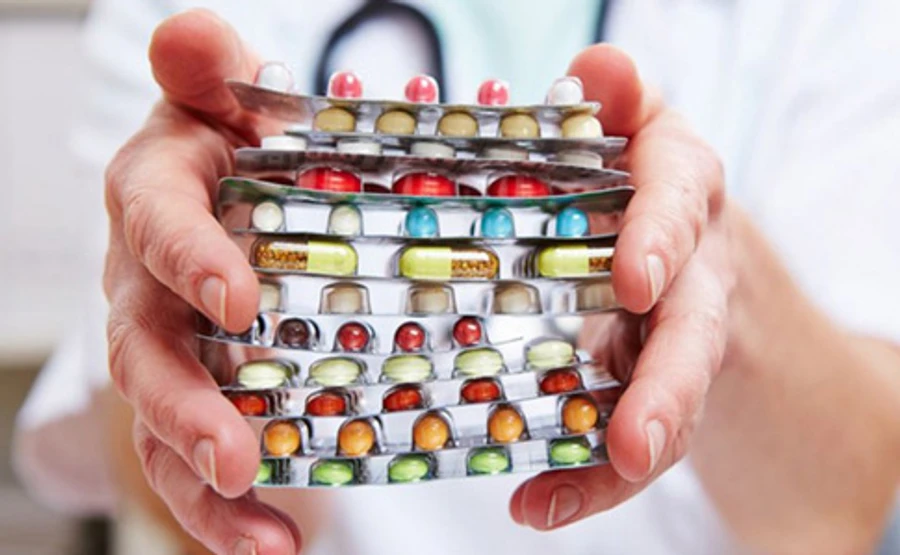 Група фармкомпаній підкупила лікарів, щоб ті виписували їхні препарати