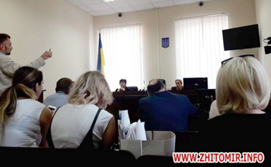 Суд вирішив перерахувати голоси на окрузі Пашинського