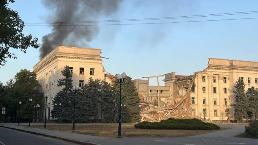 Kherson Oblast State Administration building burned for half a day after Russian attack