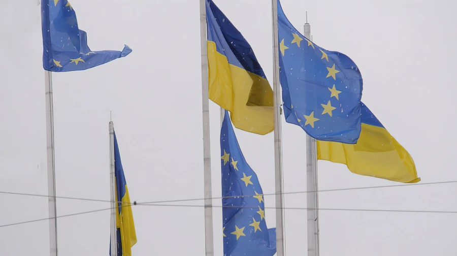 Почти 70% украинцев поддерживают вступление в ЕС, более 60% – в НАТО