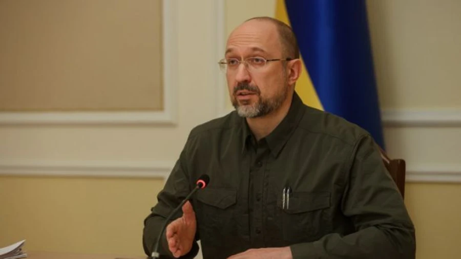 Шмыгаль поручил усилить контроль за закупками для армии