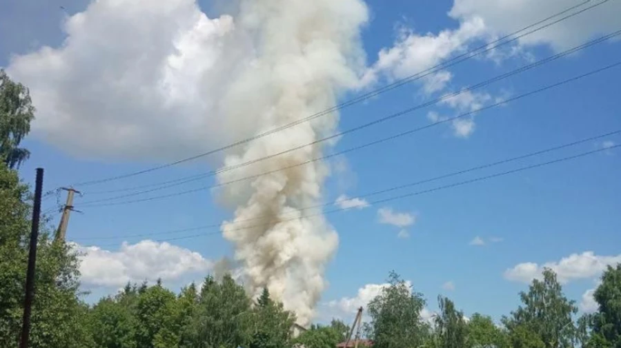 Russian troops shelled the Sumy region again: they destroyed the premises of a border guard unit