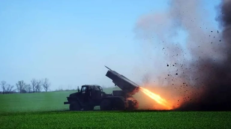 General Staff: Russians redeploy forces from Mariupol front to near Popasna