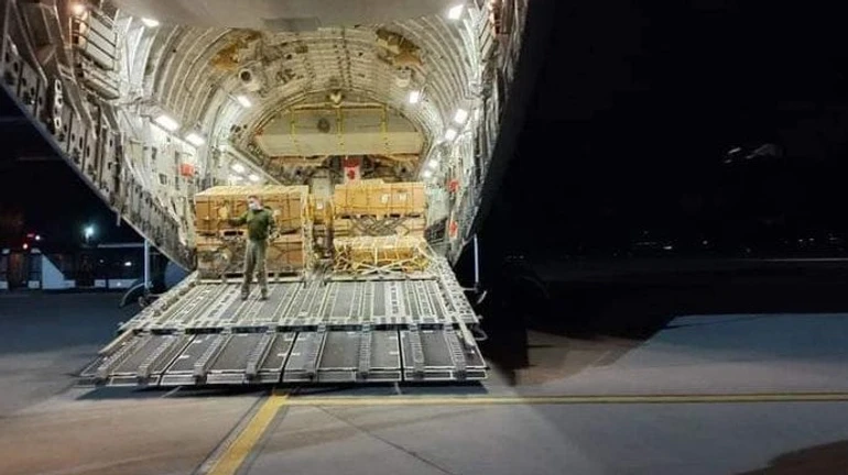 Снайперские винтовки, пулеметы и оптика: Украина получила новую партию оружия от Канады