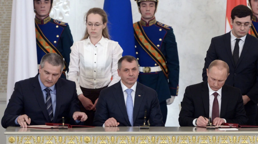 Держзрадникам Аксьонову та Константинову оголосили нову підозру