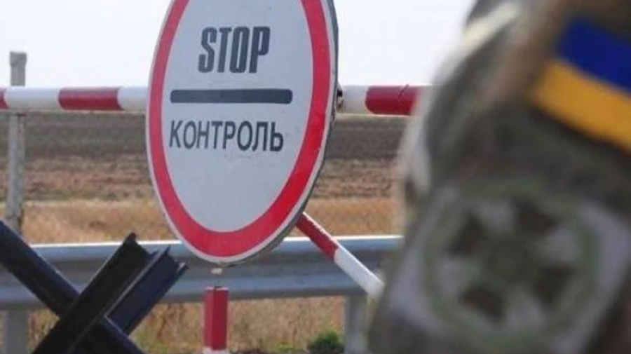 Обов'язкову ізоляцію прибулих з ОРДЛО поки не скасовуватимуть