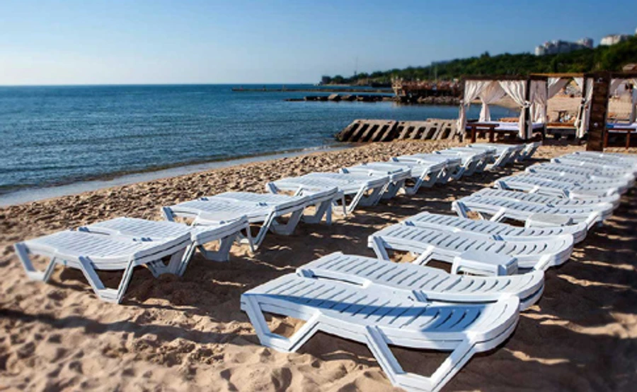 Зеленський підписав закон про доступні пляжі для всіх