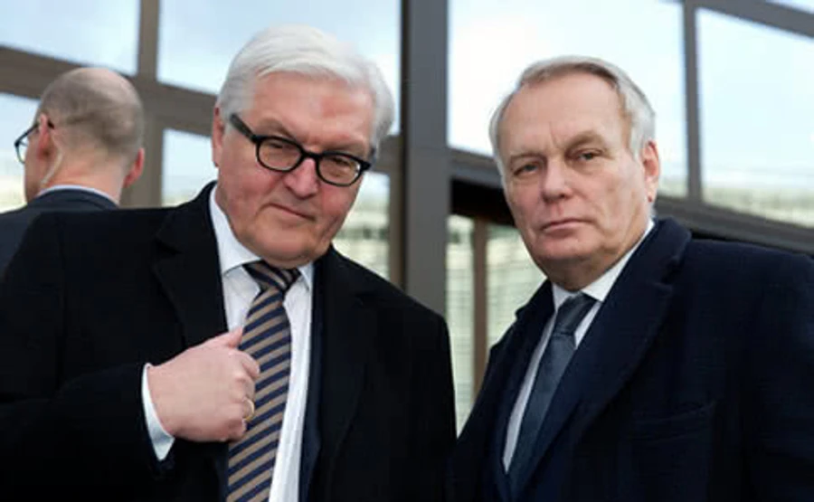 Берлин и Париж не акцентировали внимание на изменениях в Конституцию