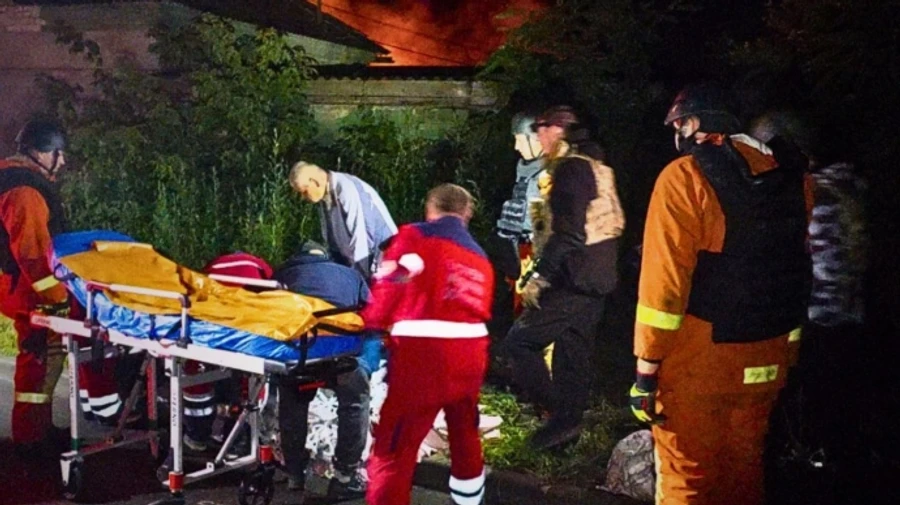 Two emergency workers injured in repeat Russian strike on Kyiv Oblast – photos