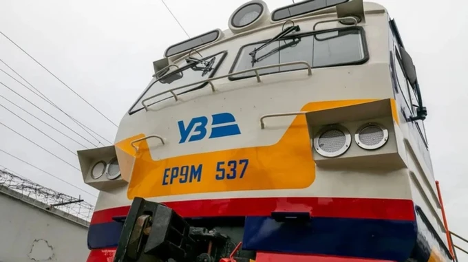 Train derailed in Zhytomyr Oblast, reportedly after being hit by Russian drone