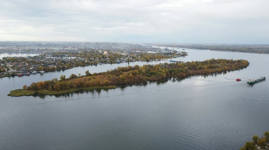 Росія знову вдарила по Херсону: є загибла і поранений