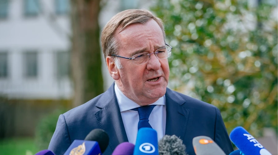 German defence minister dismisses Putin's claims that war will end soon as yet another deception