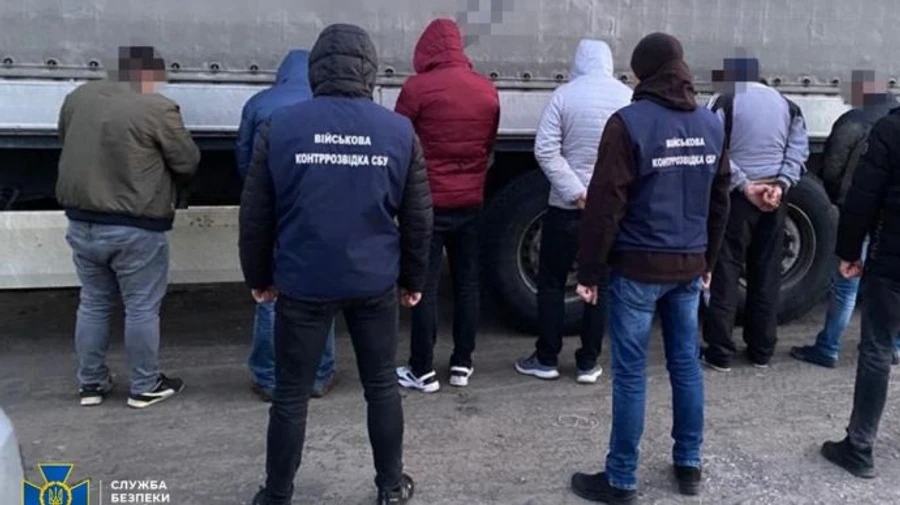 Схеми ухилення від мобілізації: у Києві затримано голову ВЛК й благодійника