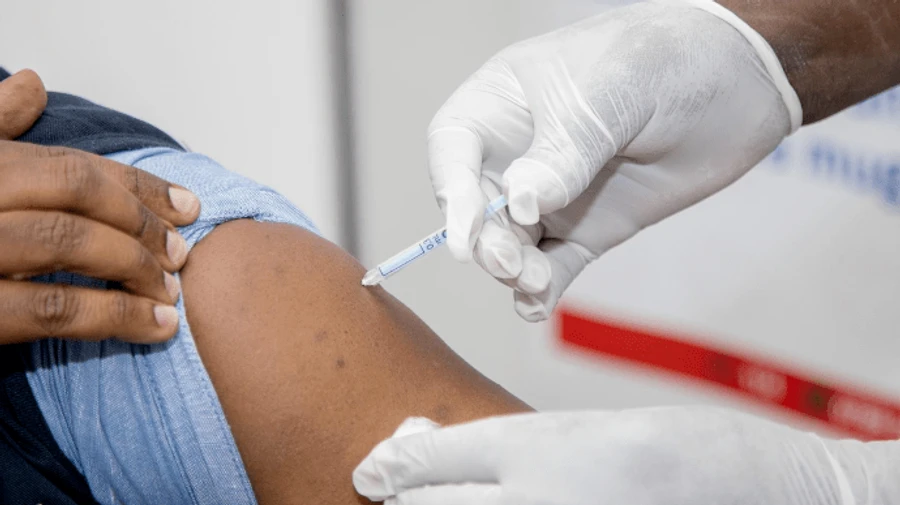 Регулятор США схвалив третю дозу Pfizer  для деяких американців