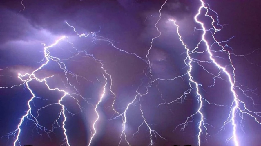 В Бангладеш от удара молнии погибли 17 гостей свадьбы