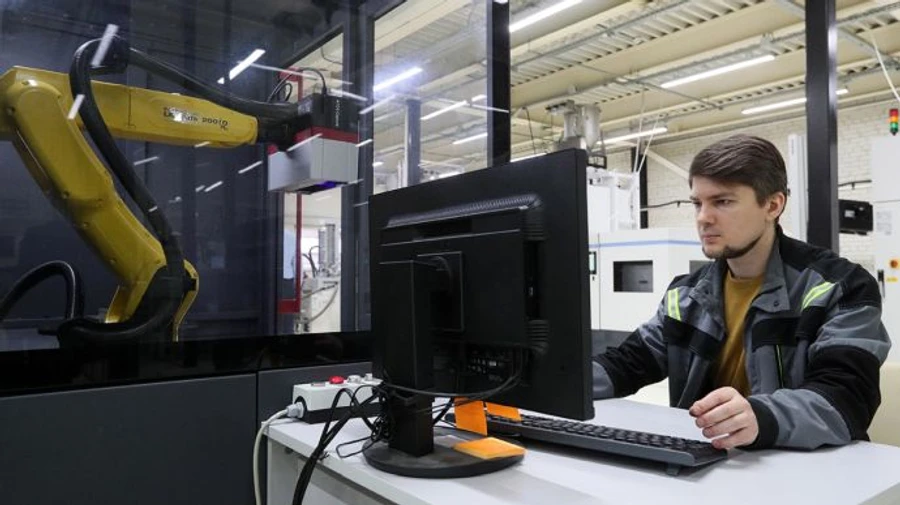 Российскую оборонку оставят без WhatsApp и Zoom