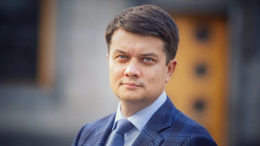 Разумков внеочередно созывает Раду на следующей неделе