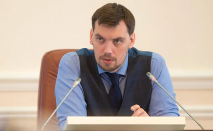 Кабмін погодив звільнення двох голів ОДА і призначення п'ятьох