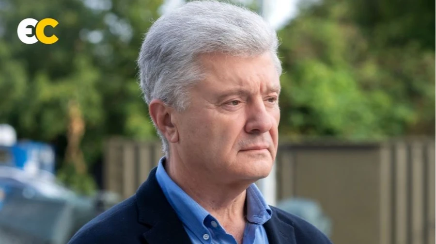 Poroshenko called for the complete resignation of the Cabinet and the formation of a new parliamentary coalition