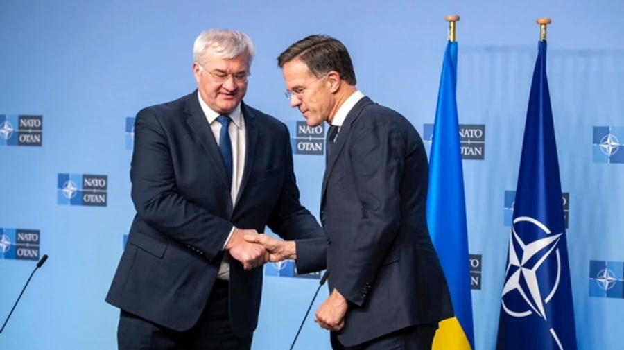 В МЗС пояснили, що Україна не відмовиться від безпекових угод, бо вони не є альтернативою НАТО