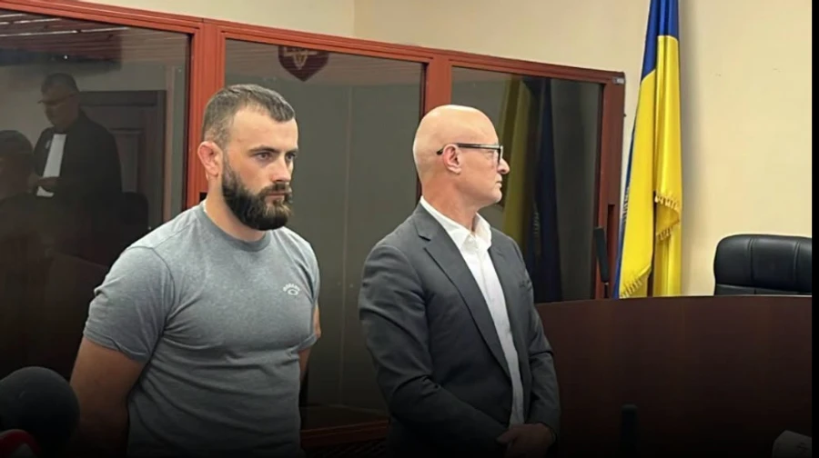 Суд відпустив на поруки співробітника СБУ, який брав участь у перестрілці з ГУР