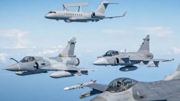 Ukraine expands defence procurement to include aircraft and tactical missiles