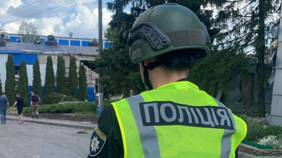 У Харкові військовий у СЗЧ стріляв біля житлового будинку й підірвав гранату
