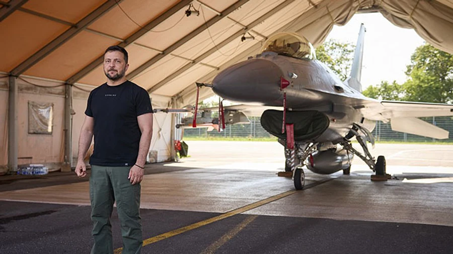 We need 160 F-16 fighter jets – Zelenskyy