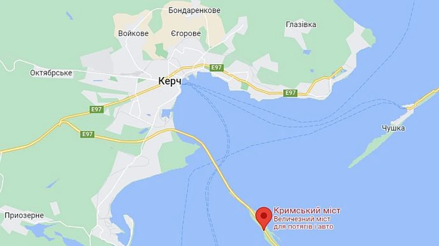 У Керчі чули вибухи, окупанти заявили про роботу ППО