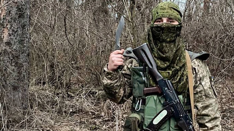 Ми не супергерої. Ми стікаємо кров'ю, відчуваємо страх. І продовжуємо боротися. Історія бійця ССО Азов