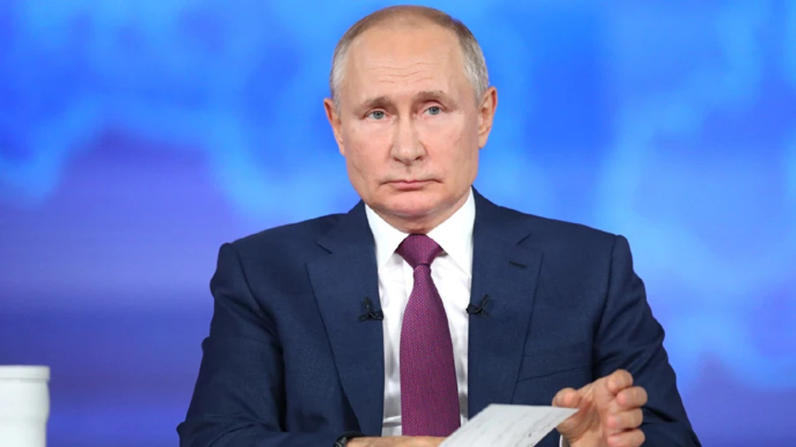 Путин запретил отождествлять действия СССР и нацистской Германии