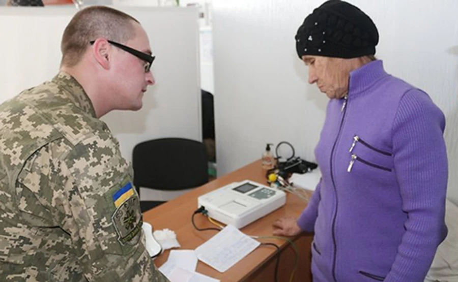 Міноборони закликає цивільних з досвідом у медицині долучатись до протидії коронавірусу