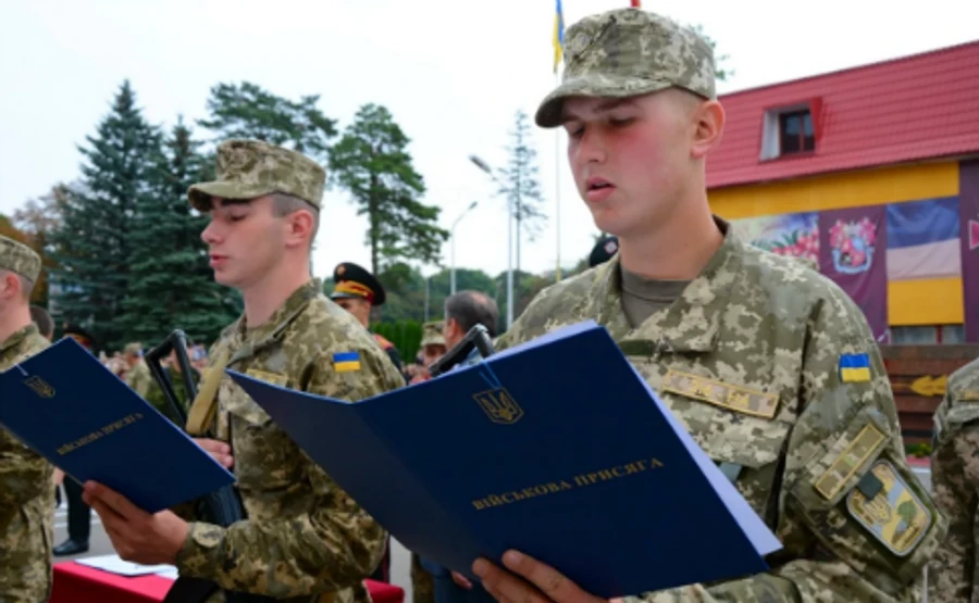 У Міноборони уточнили: Призов лишається в цьому році, а далі подивимось