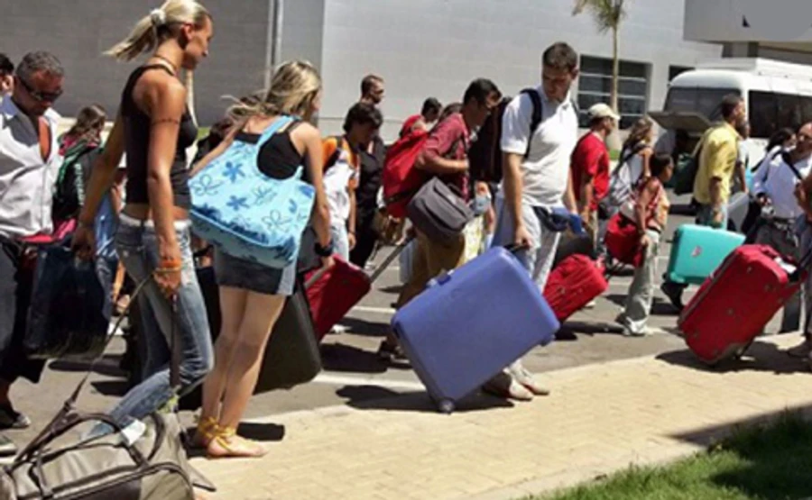 Понад 200 українських туристів застрягли у Єгипті 