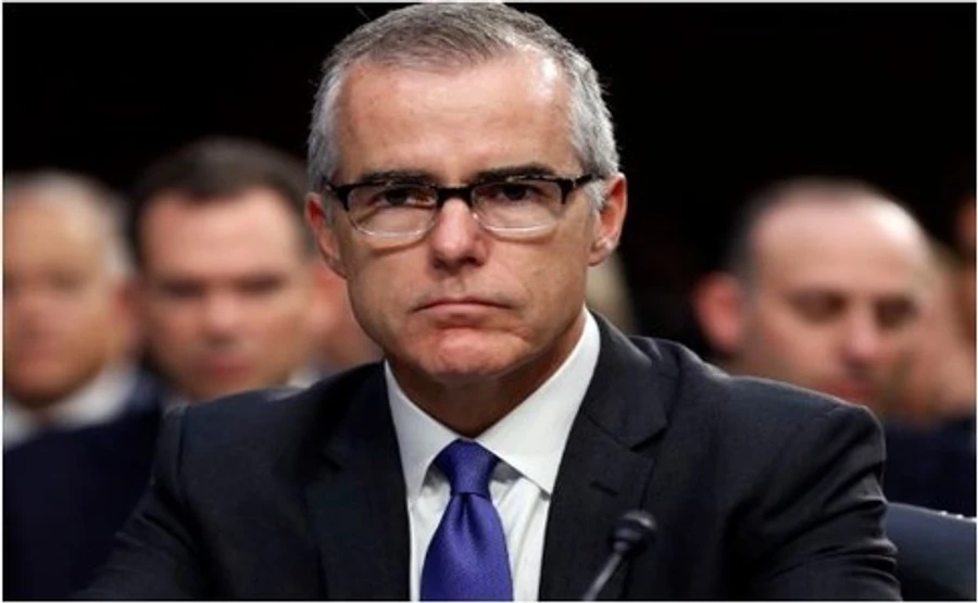 Екс-заступник голови ФБР передав Мюллеру інформацію про зв'язки Трампа з РФ - ЗМІ