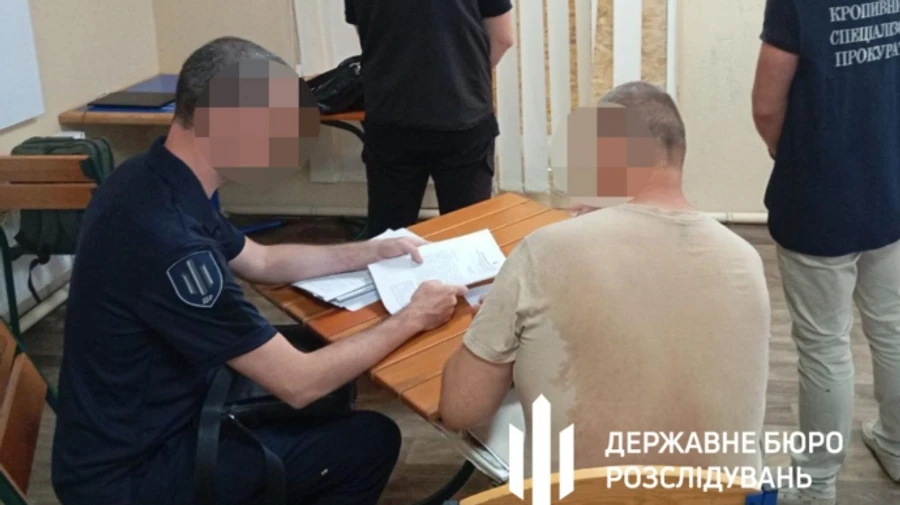 За деньги отменял розыск военнообязанных: работнику ТЦК сообщили о подозрении