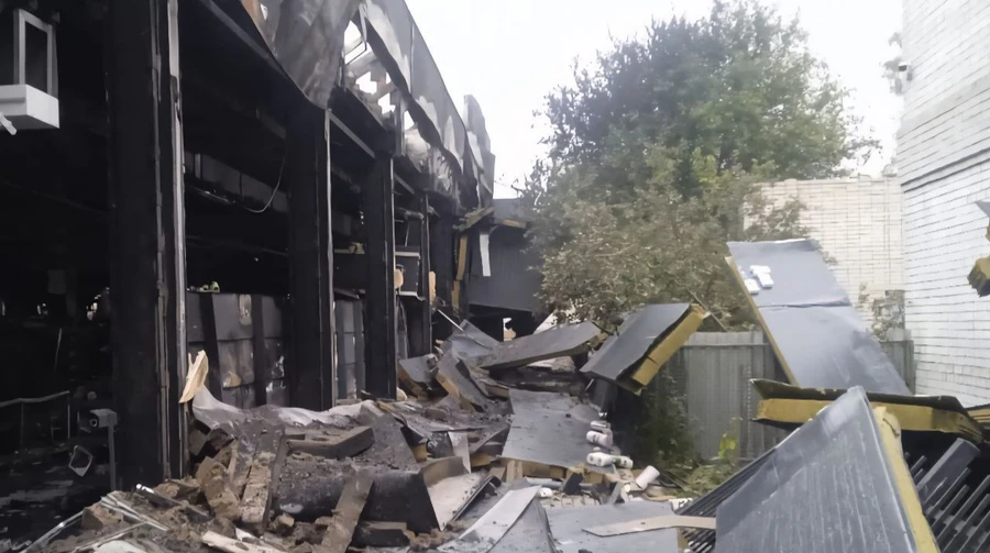 The occupiers attacked Dnipropetrovsk region: a 5-story building and shops were on fire