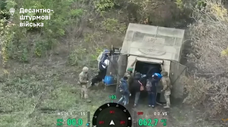 Під час зачистки Кучерового Яру на Добропільському напрямку бійці ДШВ врятували десяток цивільних