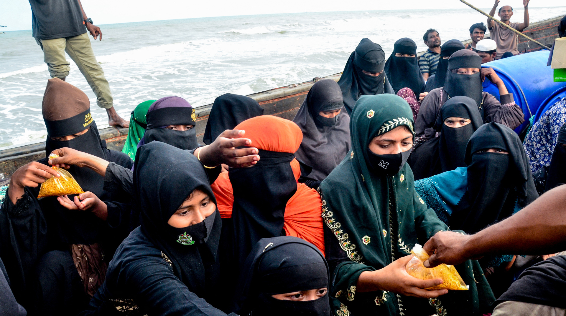 Маршрут відчаю: в ООН звітують про рекордну смертність серед біженців-рохінджа у морі